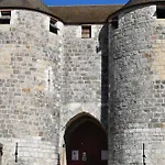 Western Blanche De Castille Отель Дурдан