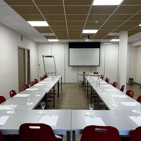 杜尔丹卡斯蒂耶之布朗谢贝斯特韦斯特酒店 酒店 杜尔当