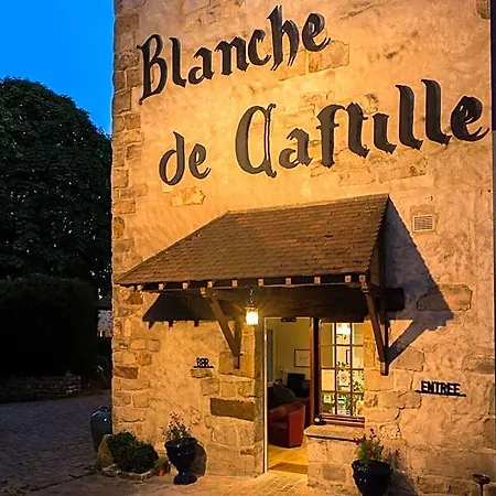 Western Blanche De Castille Szálloda 3*