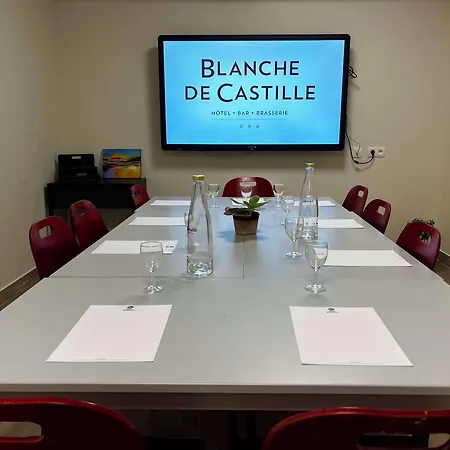 Western Blanche De Castille 3*