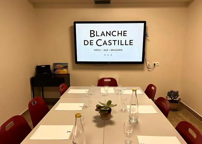 Western Blanche De Castille 3*