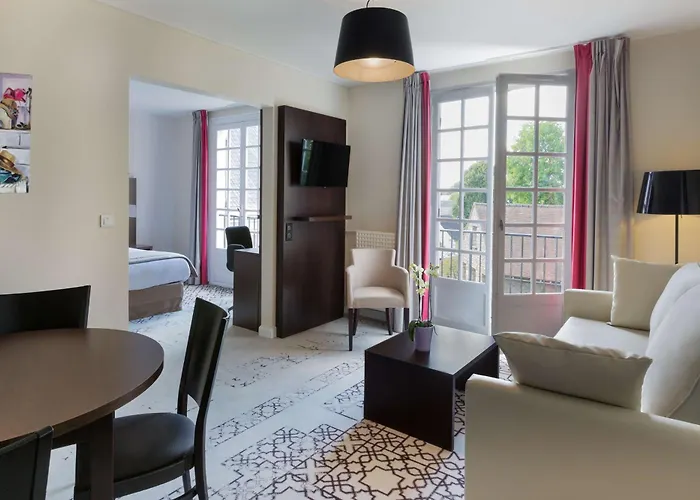 Western Blanche De Castille Hotel Dourdan