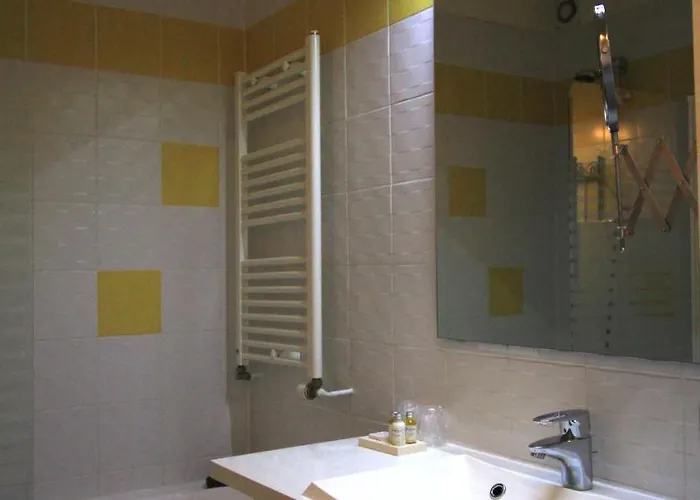 Western Blanche De Castille Hotel 3*